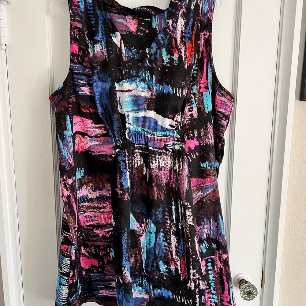 Abstract Print Sleeveless Top size 22W by Lane Bryant